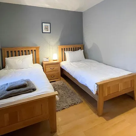 Riverside View, Whitehall Landing Tatil Evi *